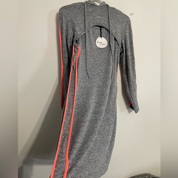 Sporty Spring Dress Set - Picture 4 of 4